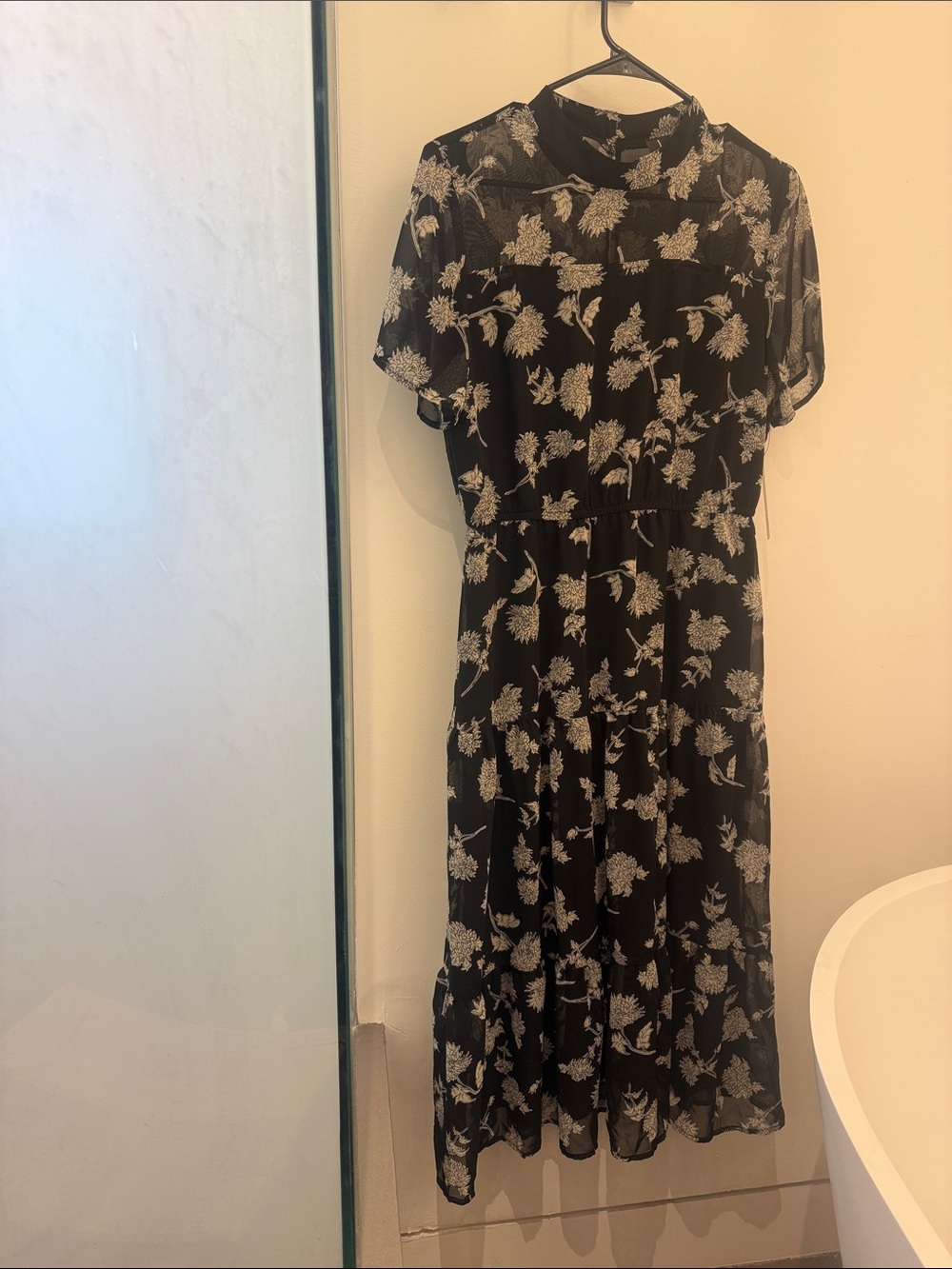 Lulu's Black Midi Dress with White Floral Print
